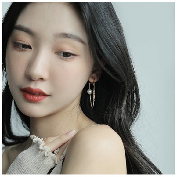 Luxury INS SYTLE Metal Chain Pearl Pendant Earrings - Picture 4 of 5